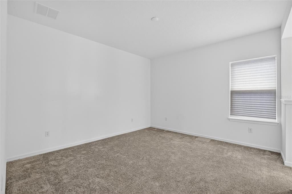 Activo con contrato: $600,000 (5 camas, 4 baños, 4281 Pies cuadrados)
