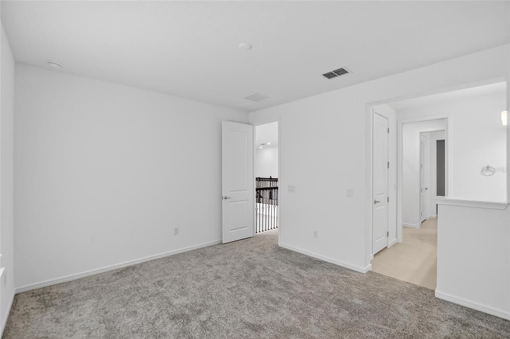 Activo con contrato: $600,000 (5 camas, 4 baños, 4281 Pies cuadrados)