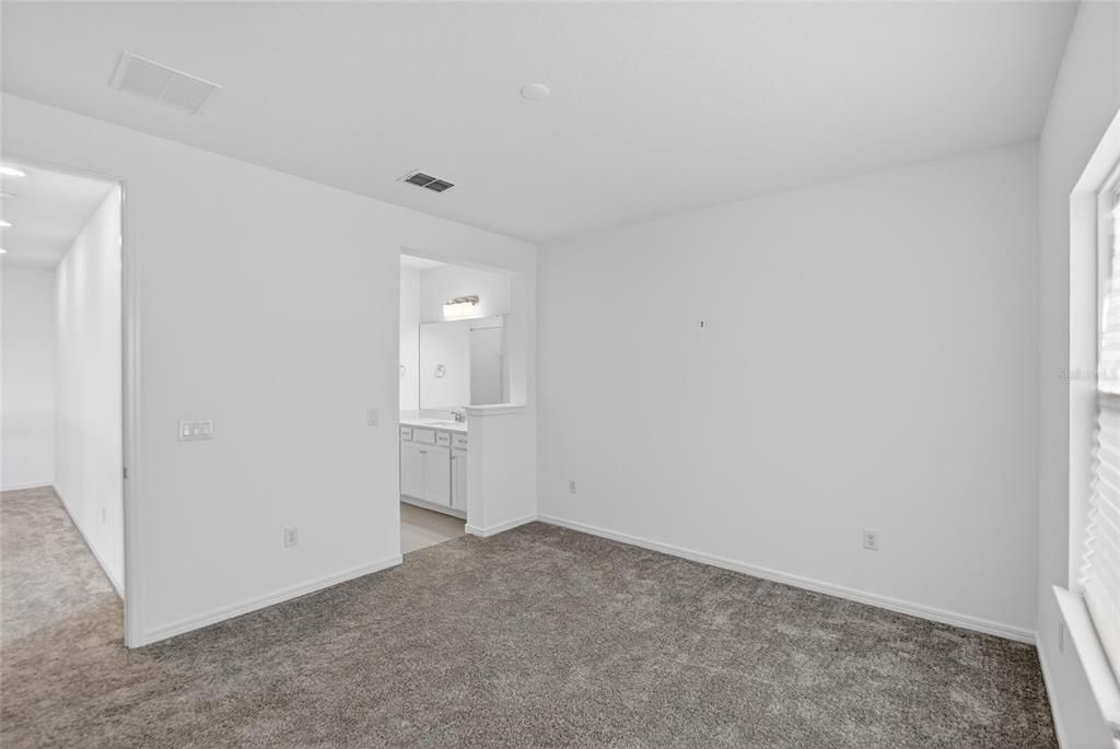 Activo con contrato: $600,000 (5 camas, 4 baños, 4281 Pies cuadrados)