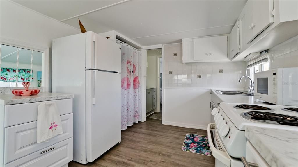 На продажу: $129,900 (1 спален, 1 ванн, 482 Квадратных фут)