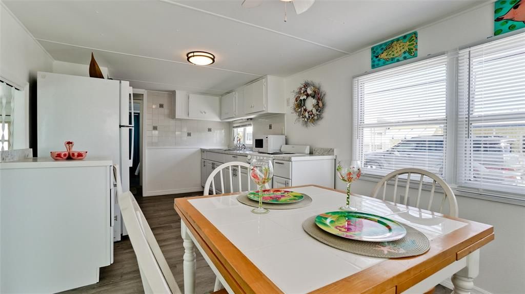 На продажу: $129,900 (1 спален, 1 ванн, 482 Квадратных фут)