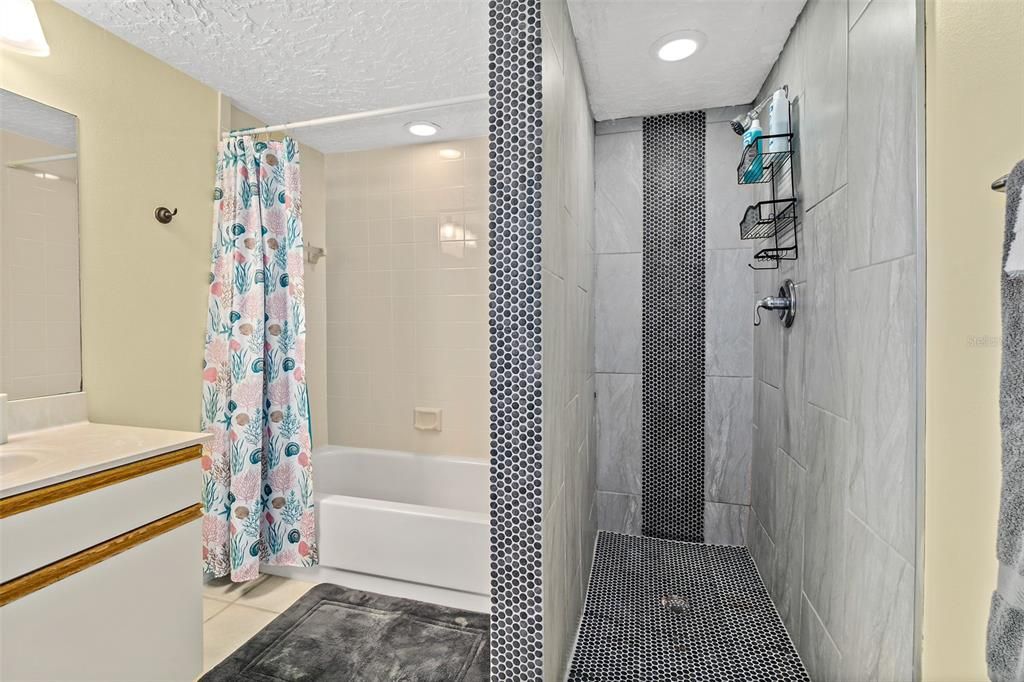 For Sale: $415,000 (2 beds, 2 baths, 1058 Square Feet)