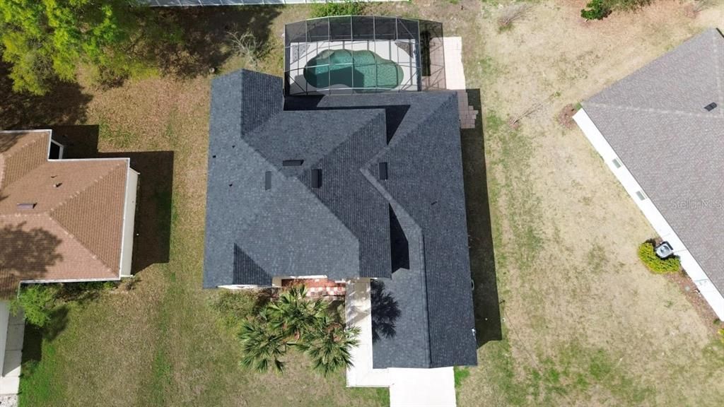 Activo con contrato: $449,900 (5 camas, 3 baños, 3314 Pies cuadrados)