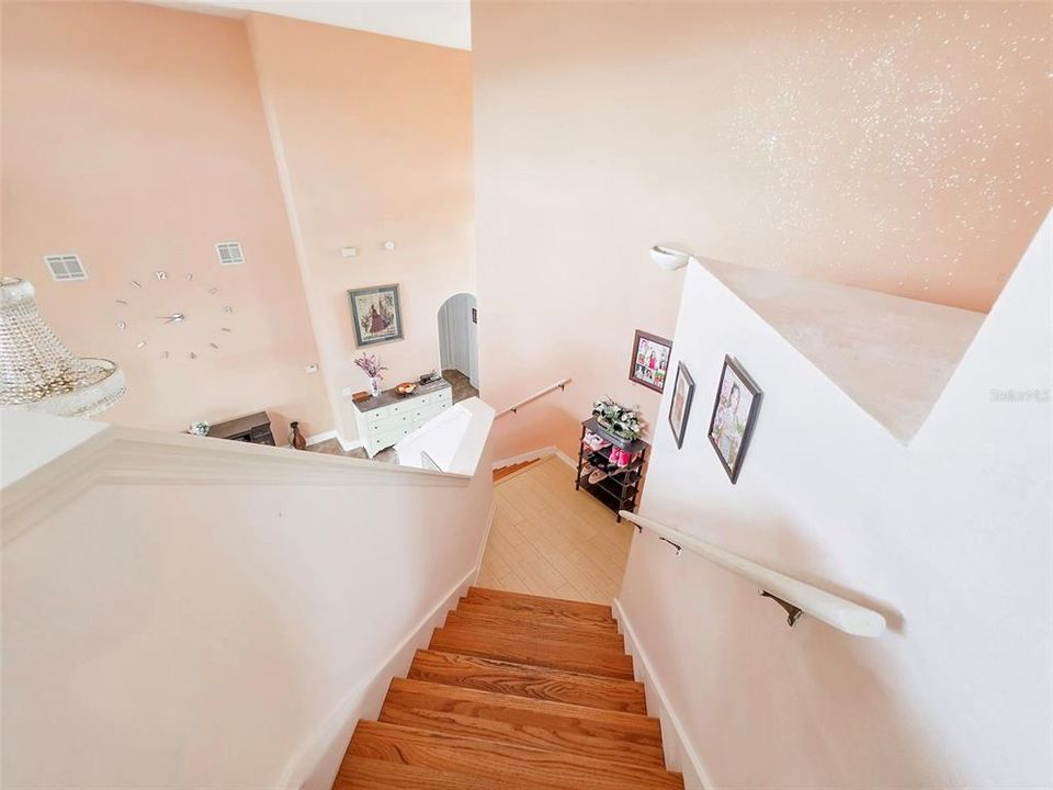 Activo con contrato: $449,900 (5 camas, 3 baños, 3314 Pies cuadrados)