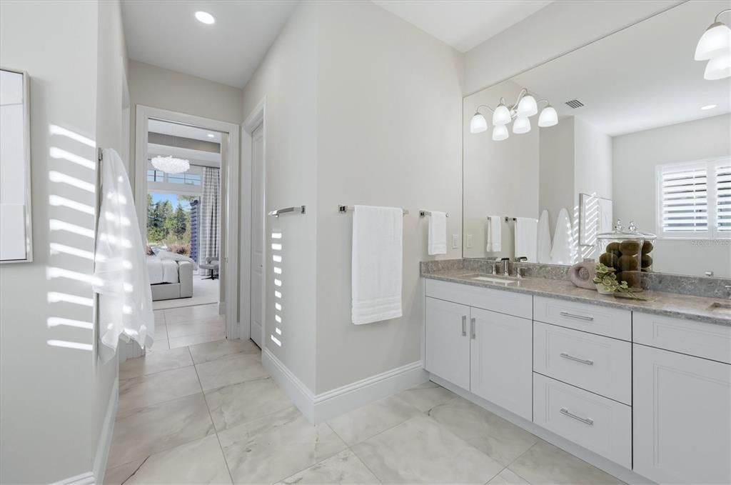 For Sale: $1,950,000 (4 beds, 3 baths, 2816 Square Feet)