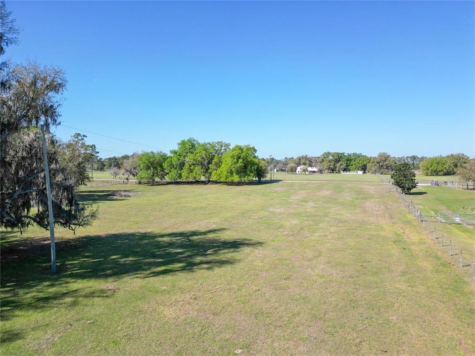 На продажу: $387,000 (9.91 acres)