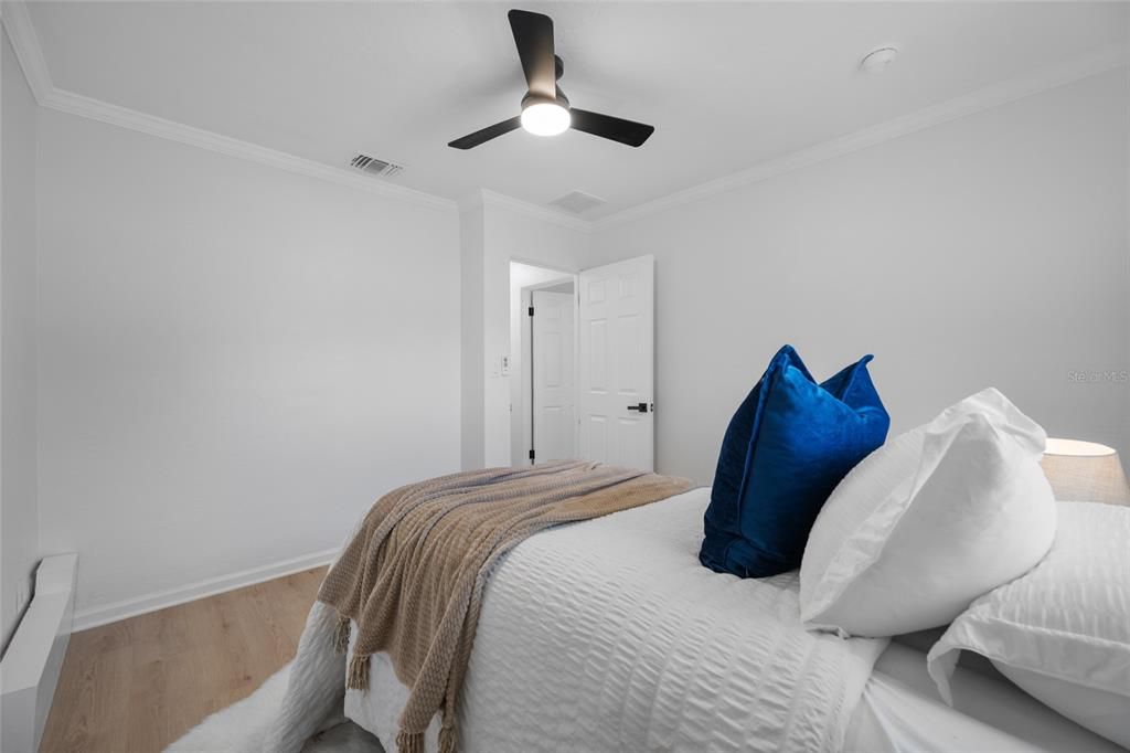 Activo con contrato: $399,000 (3 camas, 2 baños, 1368 Pies cuadrados)