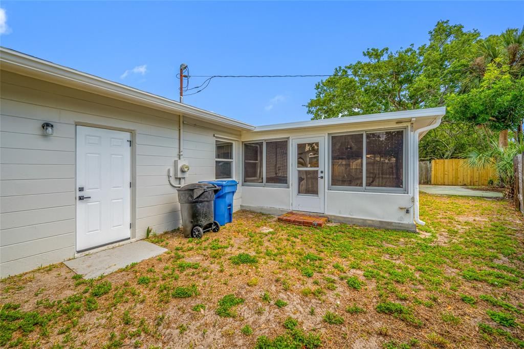 Activo con contrato: $399,000 (3 camas, 2 baños, 1368 Pies cuadrados)