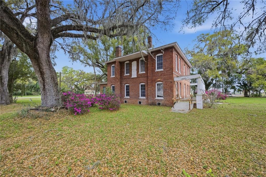 For Sale: $1,250,000 (0 beds, 0 baths, 5874 Square Feet)