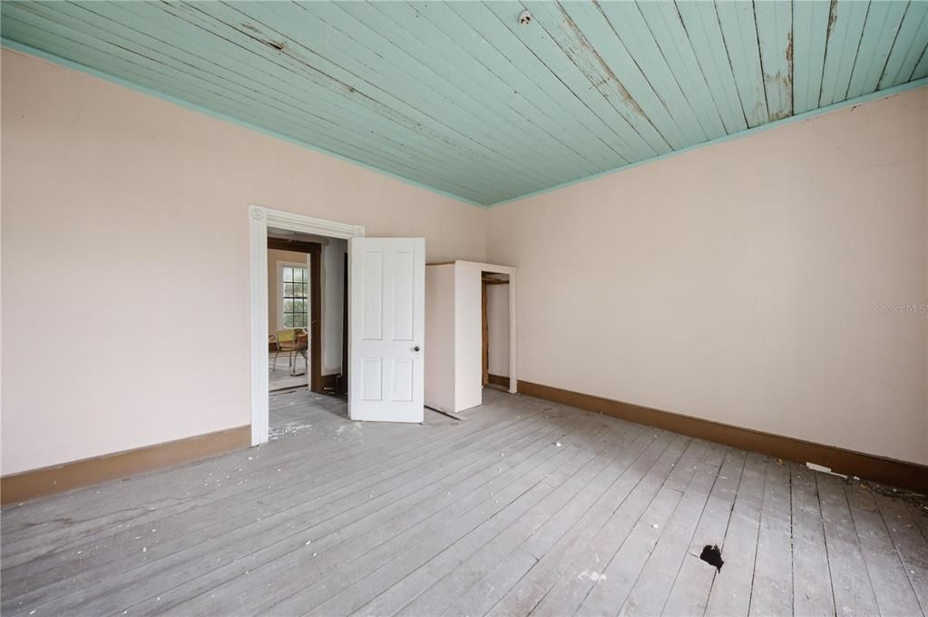 For Sale: $1,250,000 (0 beds, 0 baths, 5874 Square Feet)