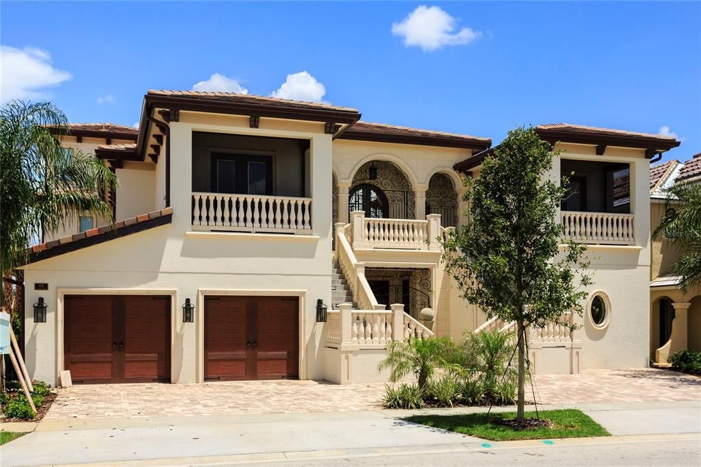 For Sale: $7,995,000 (10 beds, 11 baths, 14546 Square Feet)