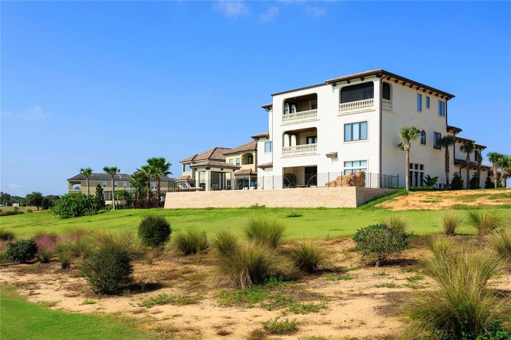 For Sale: $7,995,000 (10 beds, 11 baths, 14546 Square Feet)