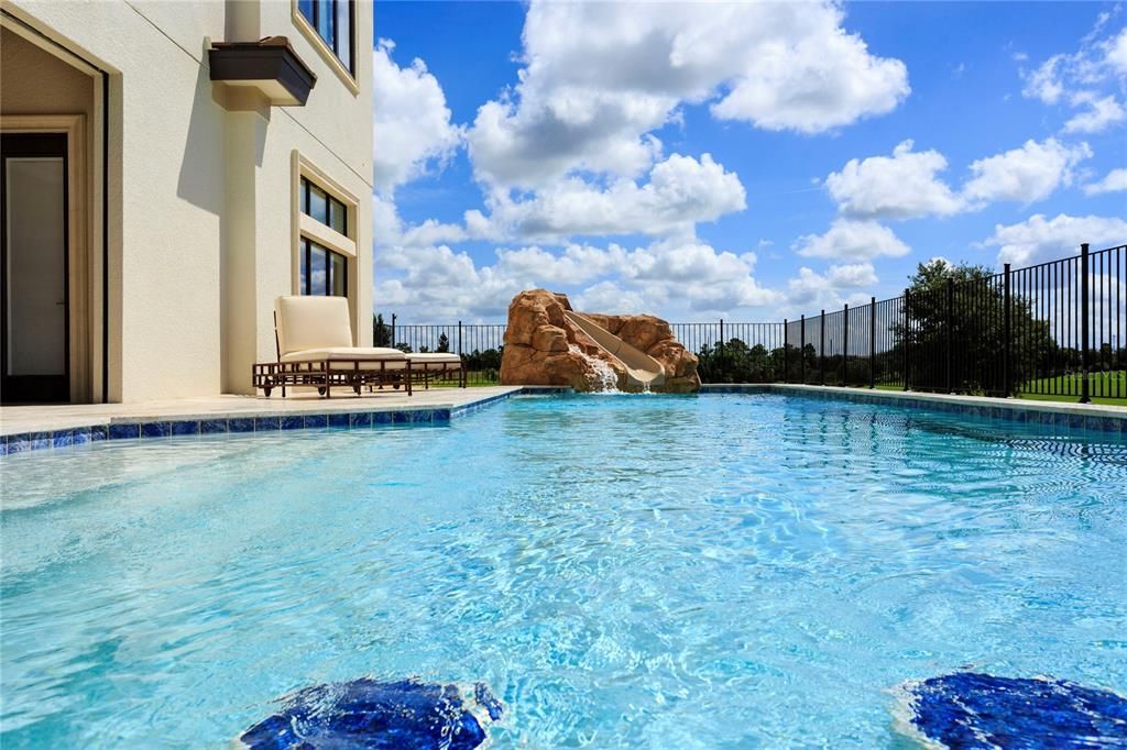 For Sale: $7,995,000 (10 beds, 11 baths, 14546 Square Feet)
