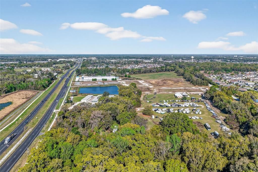 На продажу: $715,000 (2.00 acres)