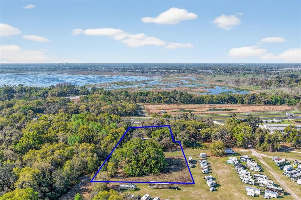 На продажу: $715,000 (2.00 acres)