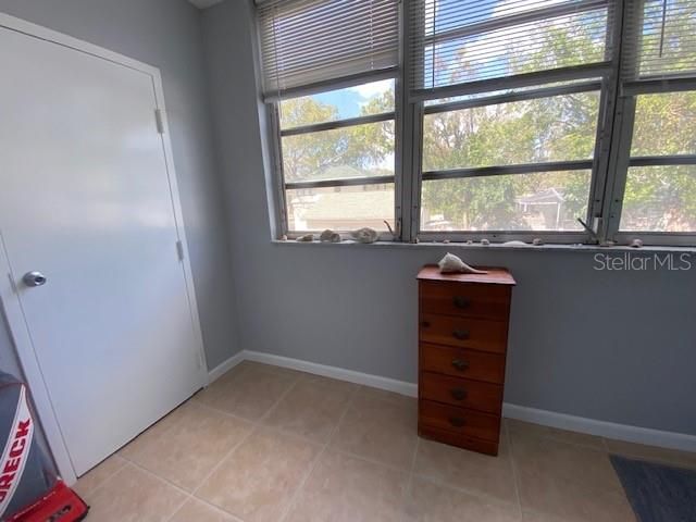 Active With Contract: $1,449 (1 beds, 1 baths, 765 Square Feet)