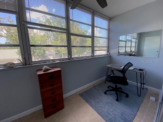 Active With Contract: $1,449 (1 beds, 1 baths, 765 Square Feet)