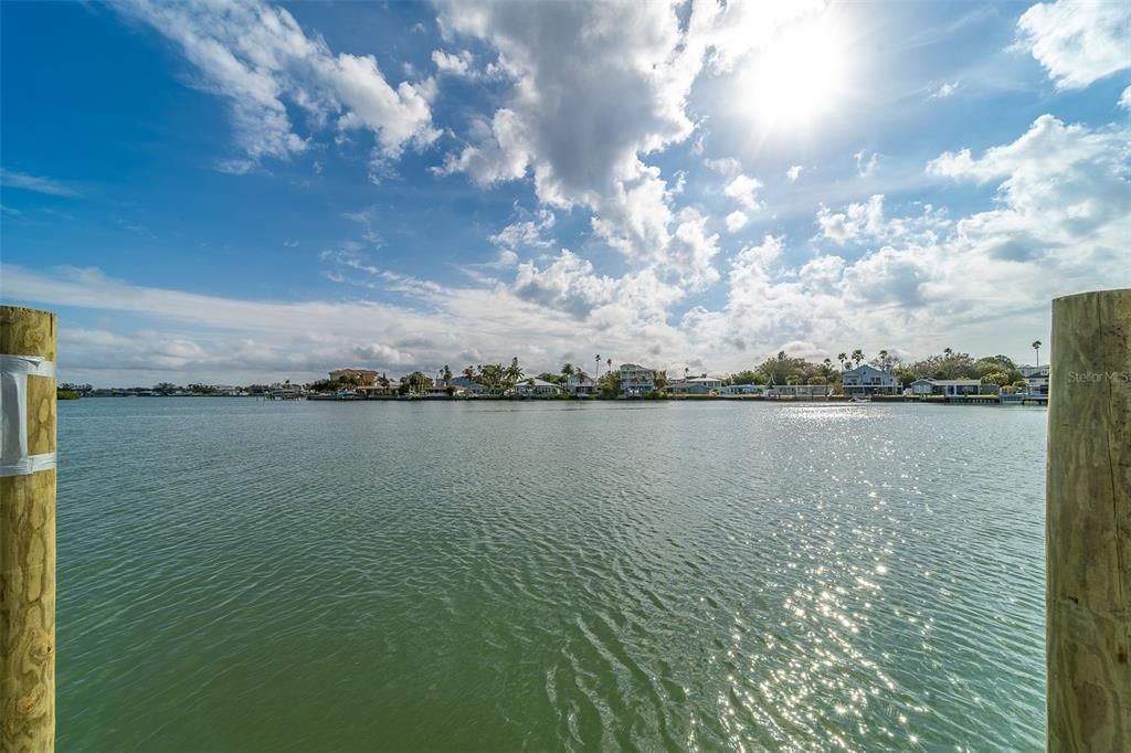 На продажу: $1,150,000 (0.17 acres)