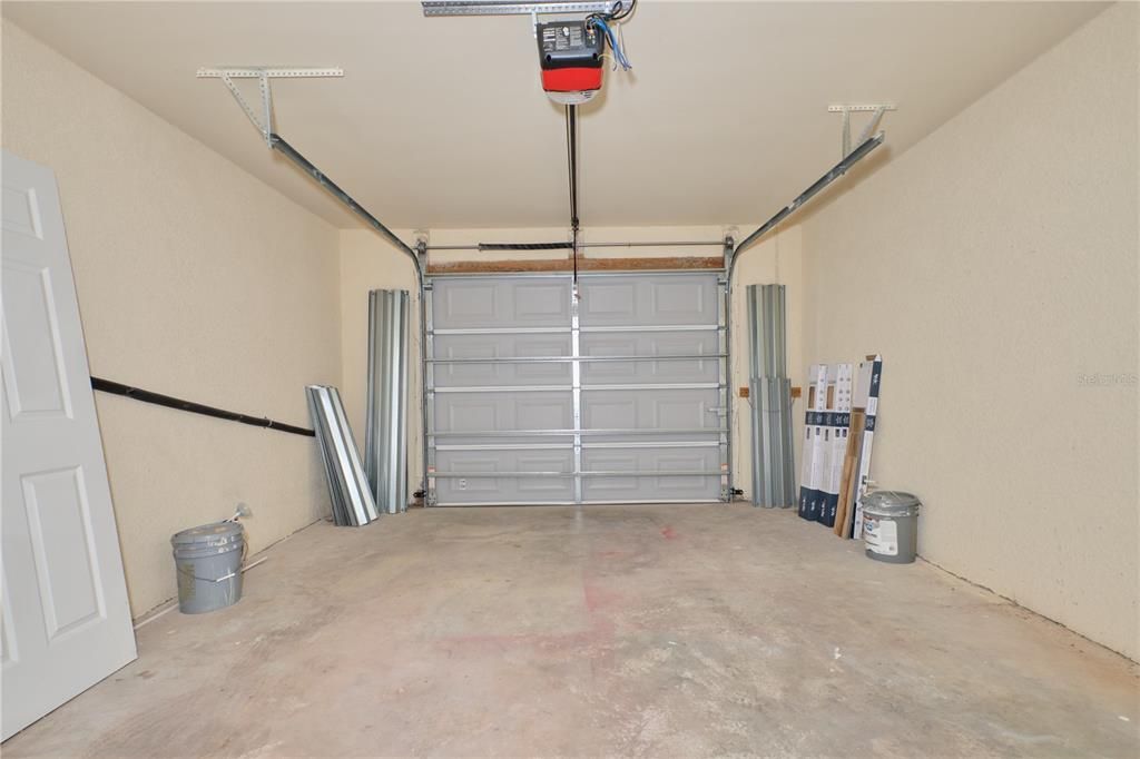 For Sale: $549,000 (6 beds, 0 baths, 2418 Square Feet)