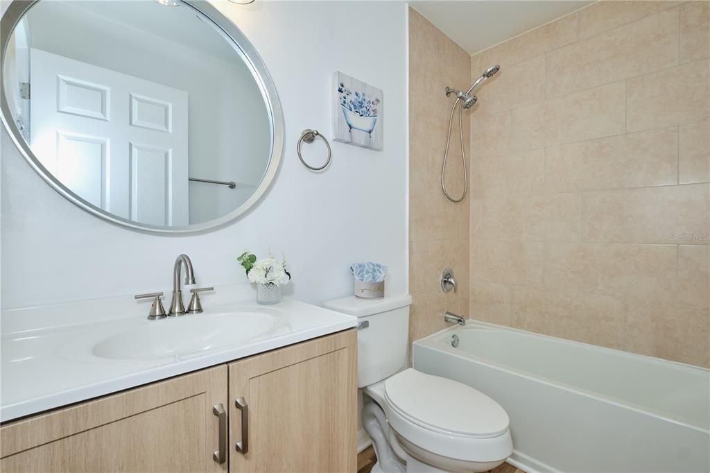 For Sale: $549,000 (6 beds, 0 baths, 2418 Square Feet)