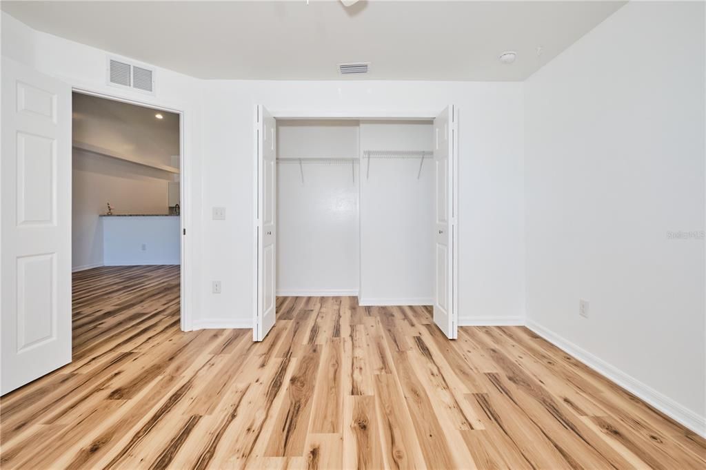 For Sale: $549,000 (6 beds, 0 baths, 2418 Square Feet)