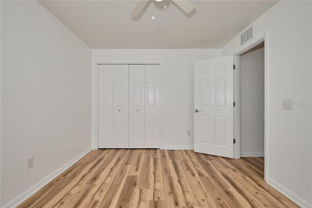 For Sale: $549,000 (6 beds, 0 baths, 2418 Square Feet)