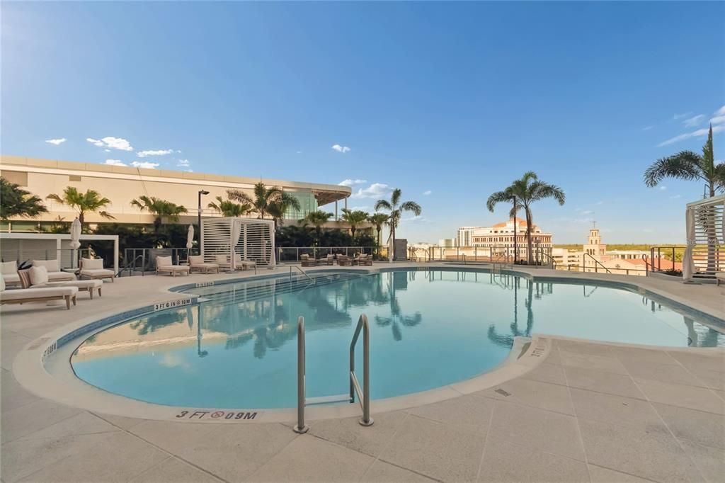 Active With Contract: $9,500 (3 beds, 2 baths, 1762 Square Feet)