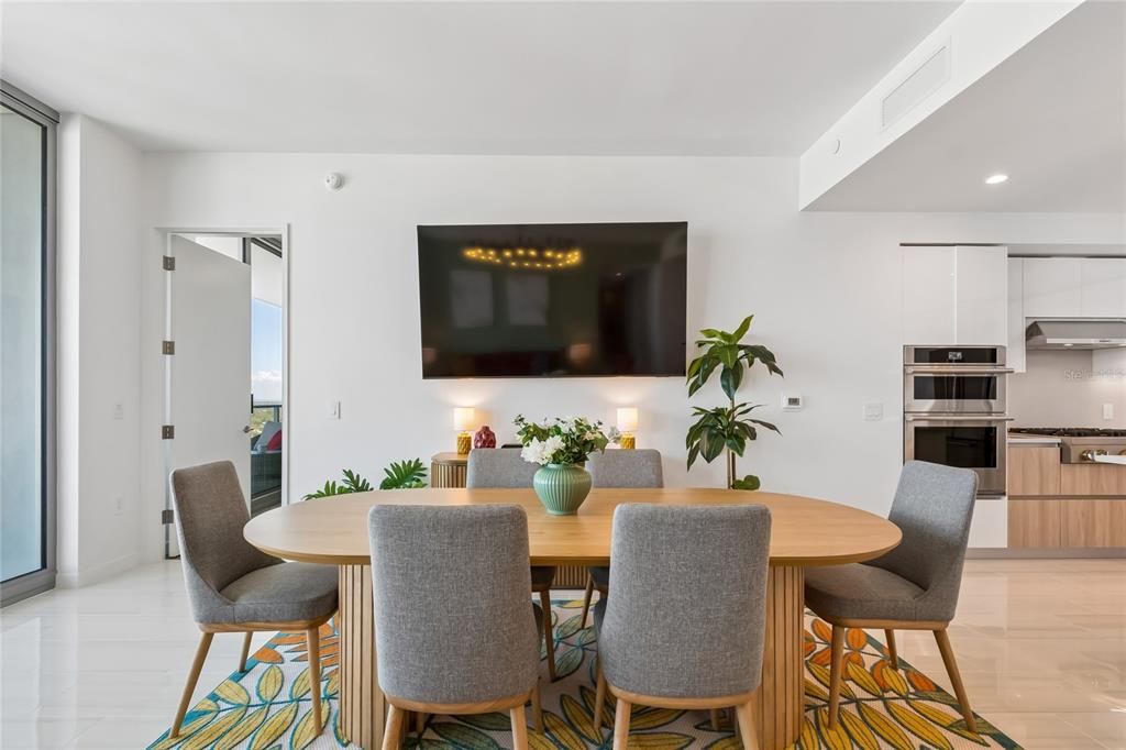 Active With Contract: $9,500 (3 beds, 2 baths, 1762 Square Feet)