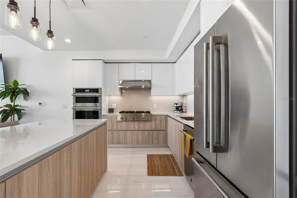 Active With Contract: $9,500 (3 beds, 2 baths, 1762 Square Feet)