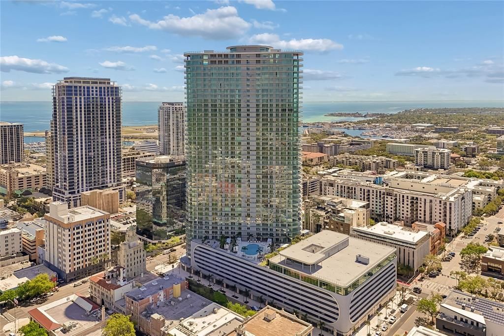 Active With Contract: $9,500 (3 beds, 2 baths, 1762 Square Feet)