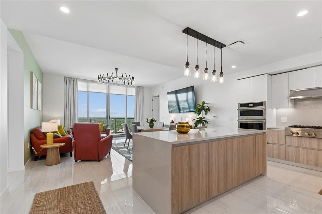 Active With Contract: $9,500 (3 beds, 2 baths, 1762 Square Feet)