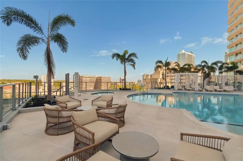 Active With Contract: $9,500 (3 beds, 2 baths, 1762 Square Feet)