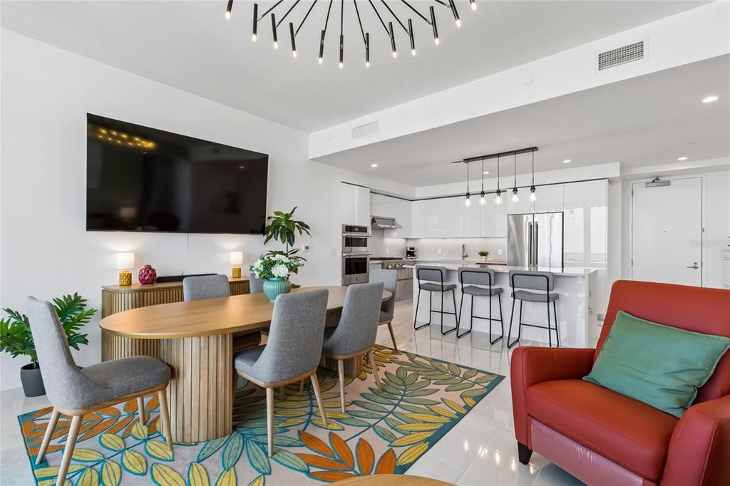 Active With Contract: $9,500 (3 beds, 2 baths, 1762 Square Feet)