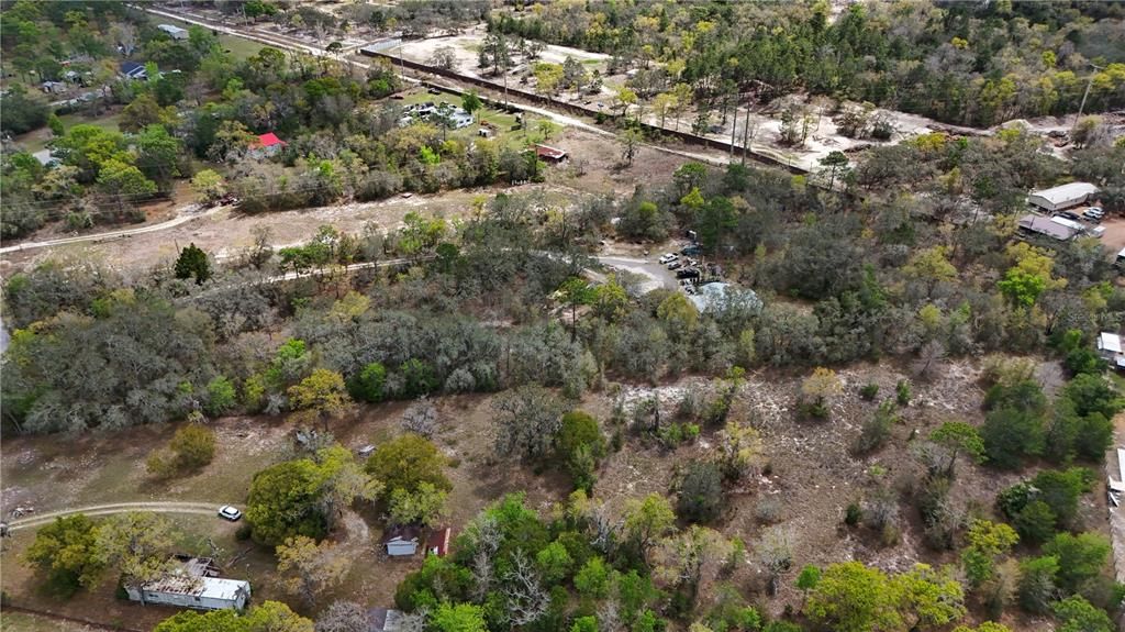 Activo con contrato: $300,000 (5.60 acres)