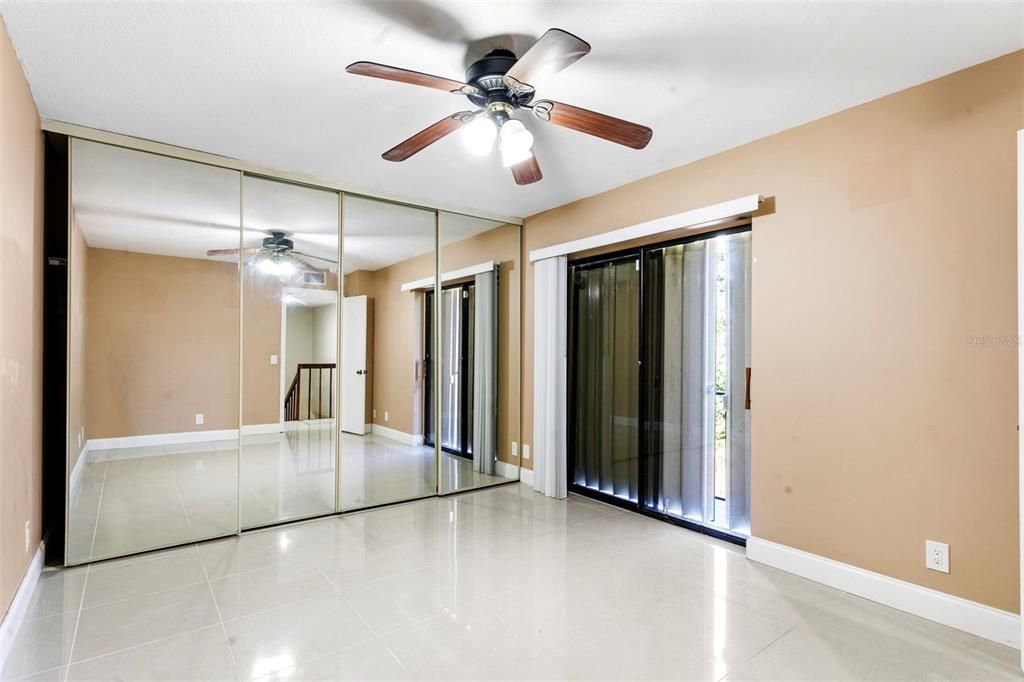 En Venta: $275,000 (2 camas, 2 baños, 1302 Pies cuadrados)