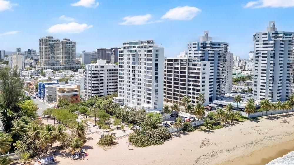 En Venta: $935,000 (2 camas, 2 baños, 1301 Pies cuadrados)