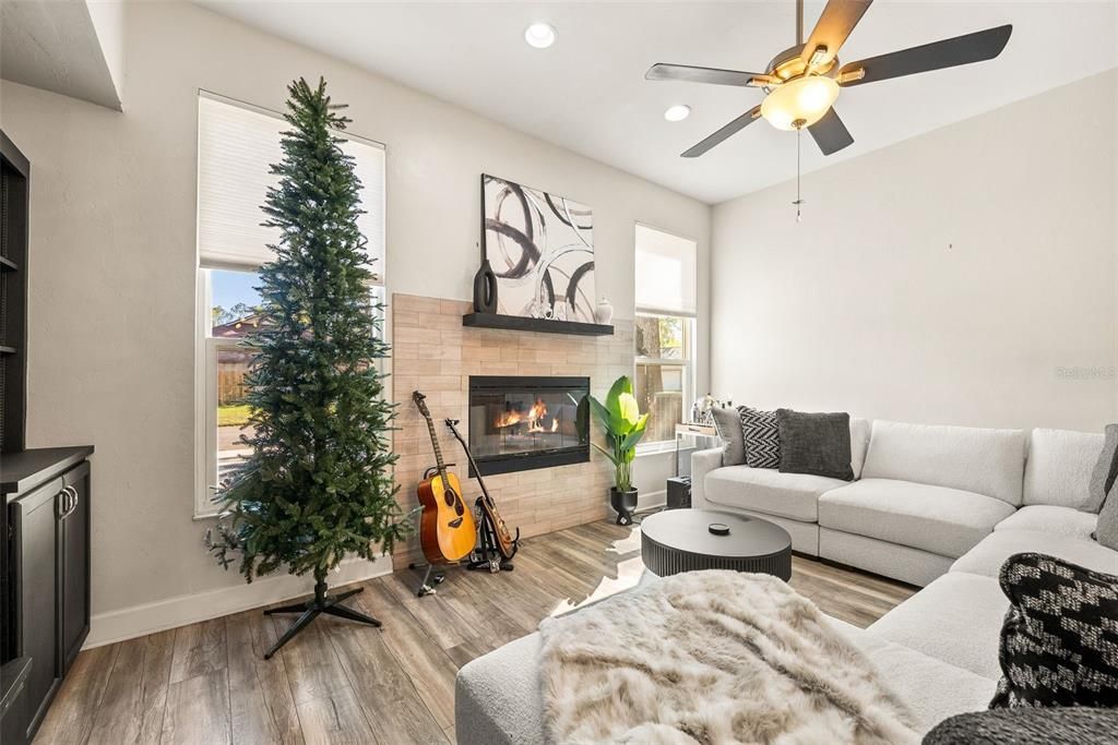 На продажу: $550,000 (4 спален, 3 ванн, 2241 Квадратных фут)