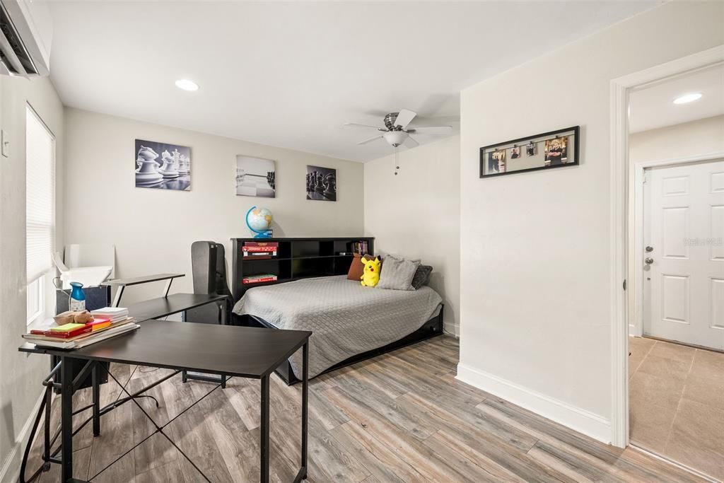 На продажу: $550,000 (4 спален, 3 ванн, 2241 Квадратных фут)