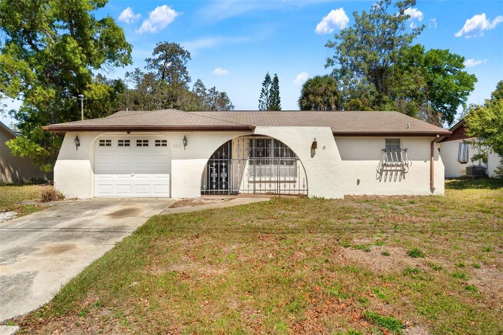 En Venta: $189,900 (2 camas, 2 baños, 1318 Pies cuadrados)