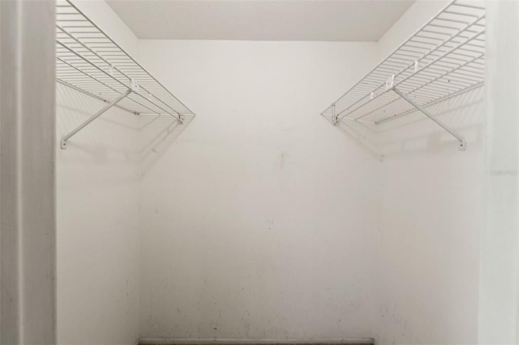 En Venta: $189,900 (2 camas, 2 baños, 1318 Pies cuadrados)