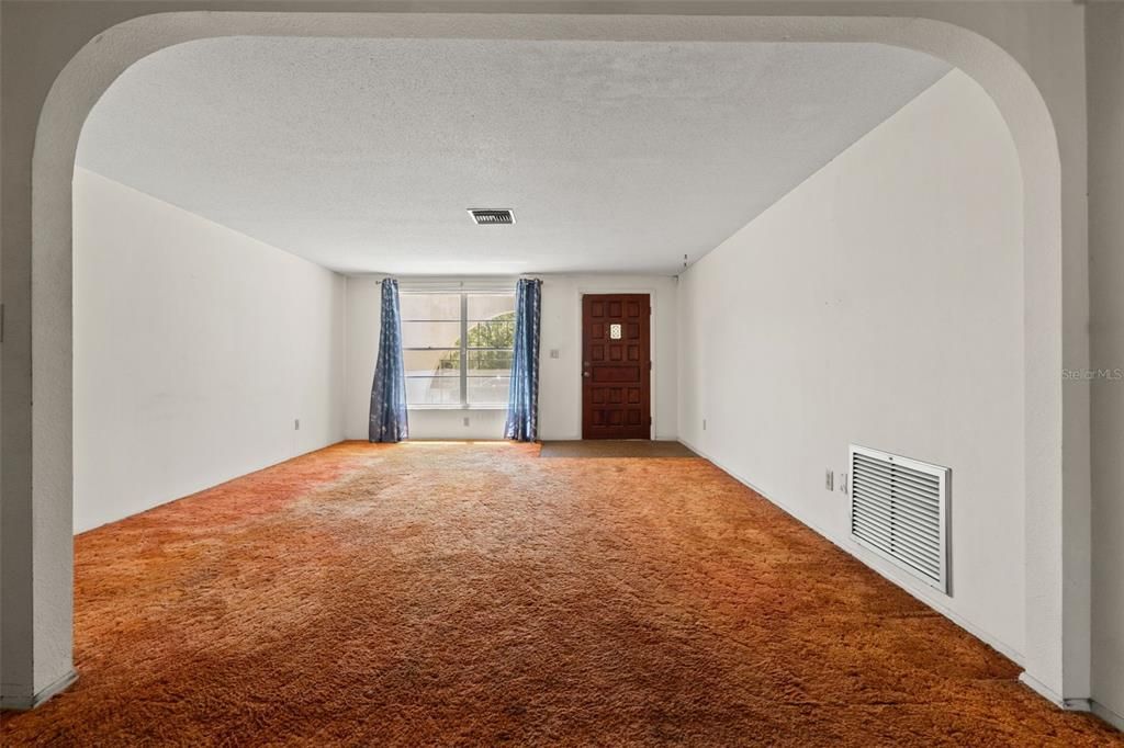 En Venta: $189,900 (2 camas, 2 baños, 1318 Pies cuadrados)