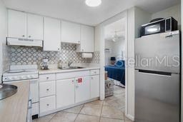 На продажу: $185,000 (1 спален, 1 ванн, 507 Квадратных фут)