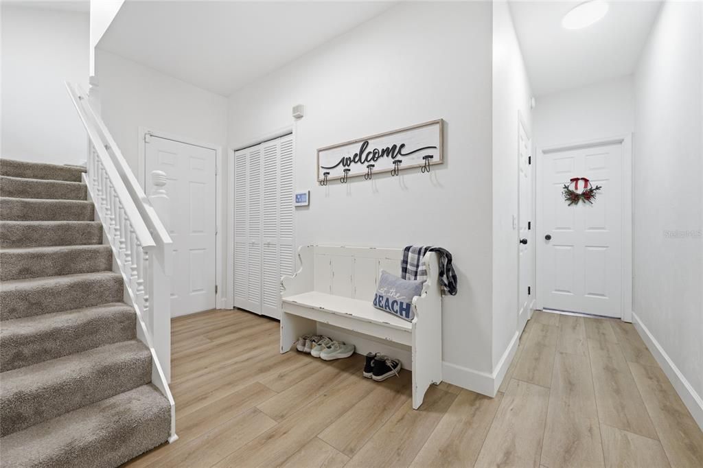 Activo con contrato: $595,000 (5 camas, 3 baños, 2729 Pies cuadrados)