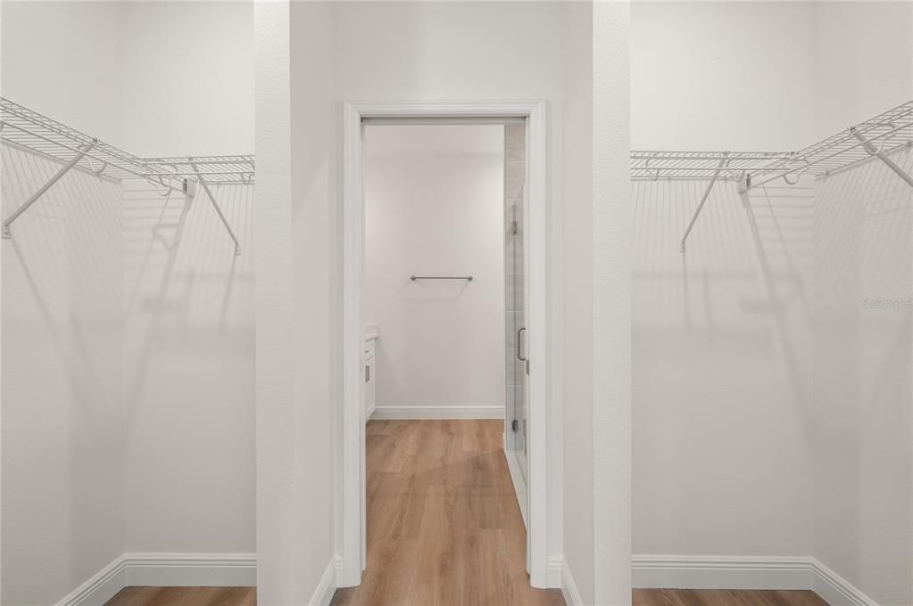 For Sale: $354,000 (3 beds, 2 baths, 1483 Square Feet)