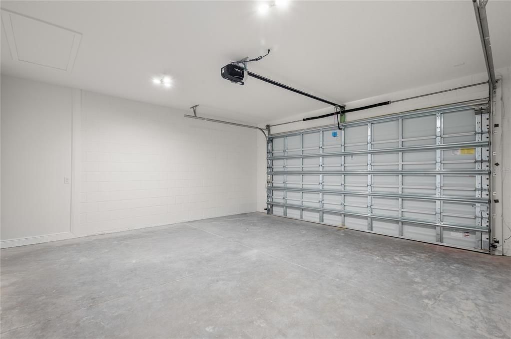 For Sale: $354,000 (3 beds, 2 baths, 1483 Square Feet)