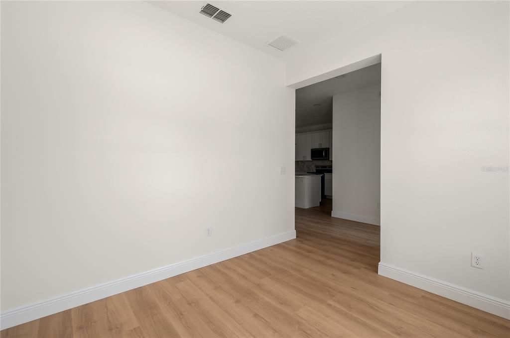 For Sale: $354,000 (3 beds, 2 baths, 1483 Square Feet)