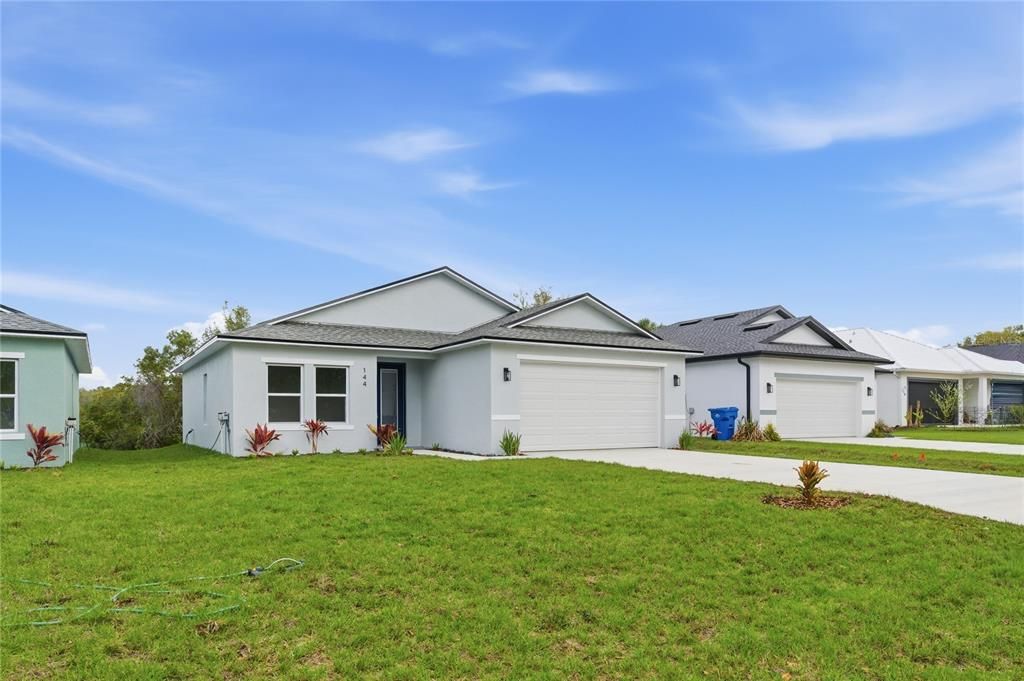 For Sale: $354,000 (3 beds, 2 baths, 1483 Square Feet)