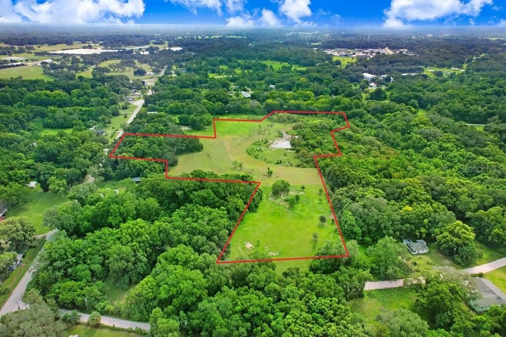 En Venta: $449,000 (14.15 acres)