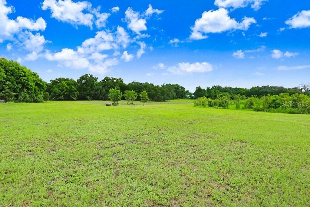 En Venta: $449,000 (14.15 acres)