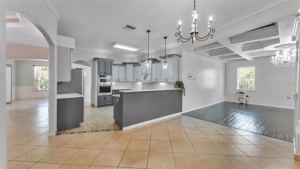 На продажу: $819,900 (4 спален, 3 ванн, 3736 Квадратных фут)